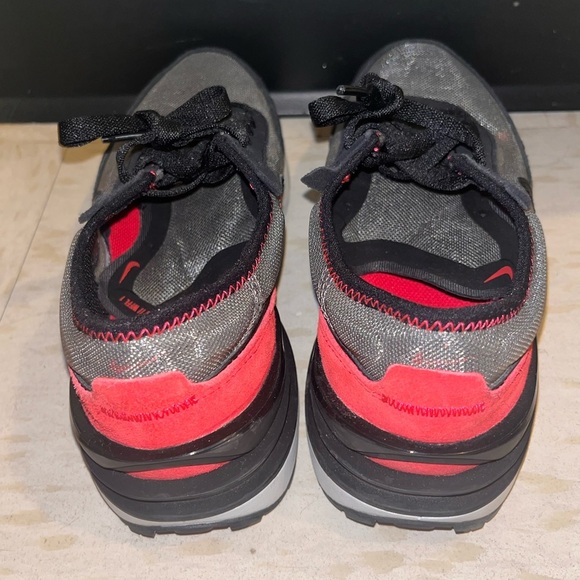 Amazon.com | Nike Kids Waffle One - Black, White, Orange  Nike waffle trainer 1 Kids size 5Y